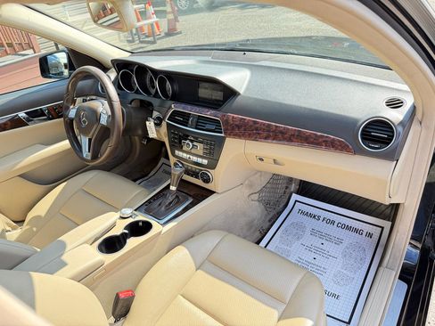 Used 2014 Mercedes-Benz C 300 4MATIC Sedan w/ Premium 1 Package image 38