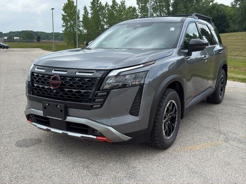 New 2026 Nissan Pathfinder Rock Creek AWD/4WD image 2