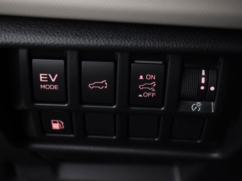 New 2025 Subaru Forester Limited image 24