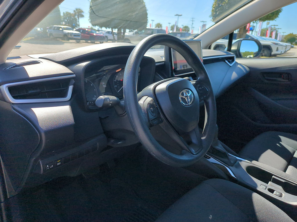 Certified 2025 Toyota Corolla LE FWD image 14