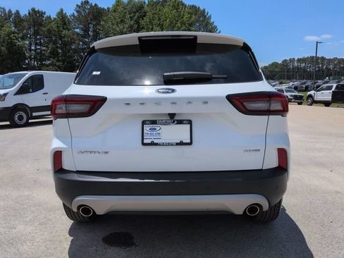 Certified 2023 Ford Escape Active w/ Tech Pack #1 AWD/4WD image 6