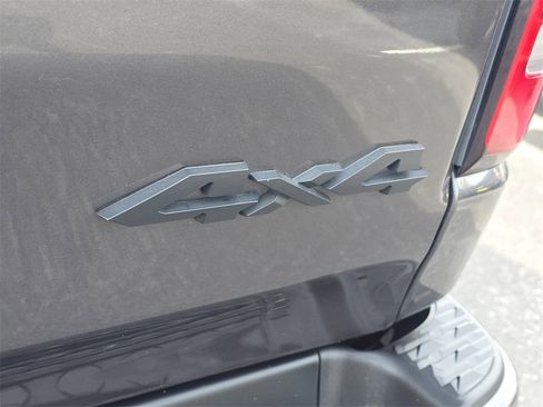 Used 2020 RAM 1500 Big Horn image 9