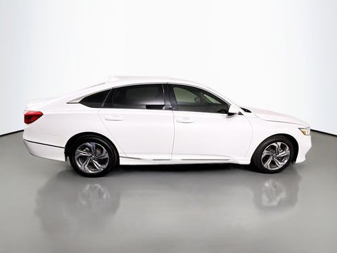 Used 2020 Honda Accord EX-L image 11