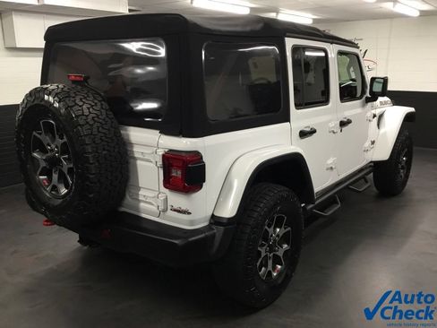 Used 2018 Jeep Wrangler Unlimited Rubicon AWD/4WD image 11