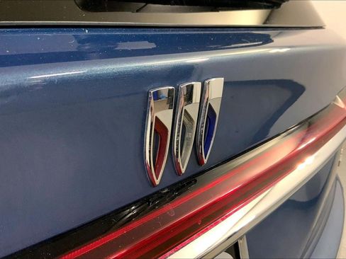 Used 2025 Buick Enclave Preferred image 30