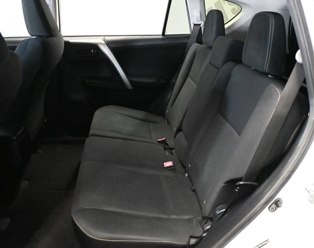 Used 2013 Toyota RAV4 XLE FWD image 17
