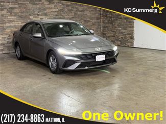 Used 2024 Hyundai Elantra SE video 1