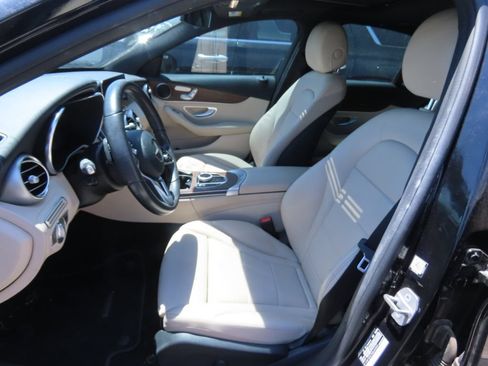 Used 2021 Mercedes-Benz C 300 Sedan image 10