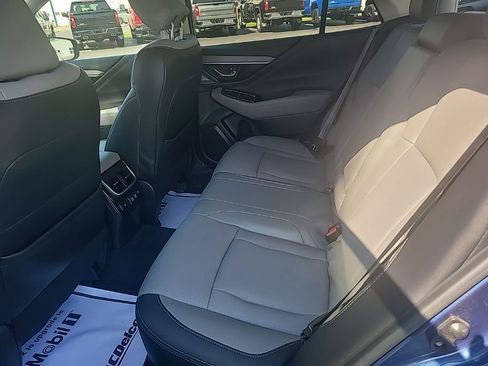 Used 2020 Subaru Outback Limited image 16