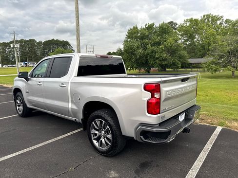 Used 2020 Chevrolet Silverado 1500 LT w/ Texas Edition image 16