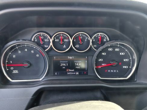 Used 2023 Chevrolet Silverado 2500 Custom w/ Custom Value Package image 15