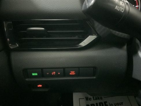 Used 2021 Nissan Sentra SV FWD image 21
