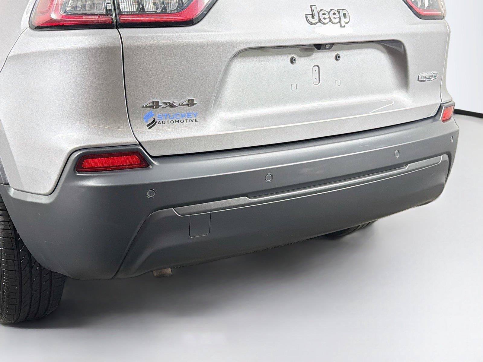 Used 2020 Jeep Cherokee Latitude Plus w/ Comfort/Convenience Group AWD/4WD image 36