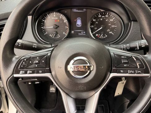 Used 2017 Nissan Rogue Sport S w/ S Appearance Package AWD/4WD image 12
