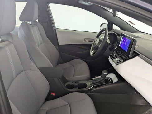 Used 2026 Toyota Corolla SE FWD image 30