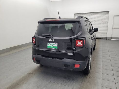 Used 2015 Jeep Renegade Latitude image 7