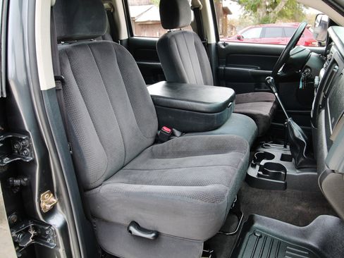 Used 2003 Dodge Ram 2500 Truck SLT image 36