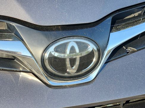 Used 2019 Toyota Sienna LE AWD/4WD image 30