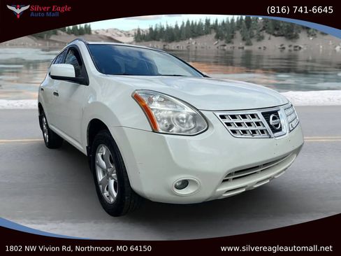 Used 2010 Nissan Rogue SL w/ Premium Pkg image 5