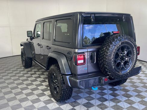 Used 2023 Jeep Wrangler Unlimited w/ Cold Weather Group AWD/4WD image 8