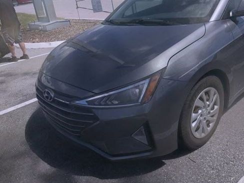 Used 2019 Hyundai Elantra SE w/ Cargo Package image 1