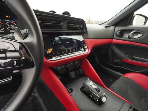 Used 2025 Nissan Z Performance w/ Floor Mat Package image 21