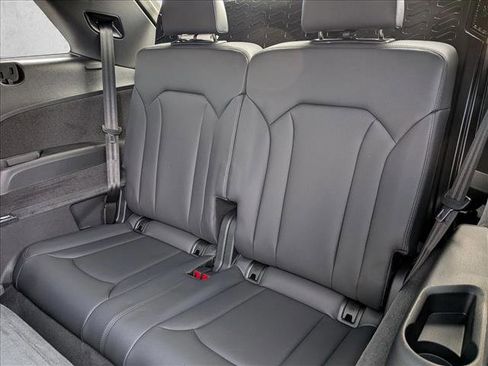 New 2026 Audi Q7 2.0T Premium Plus image 17