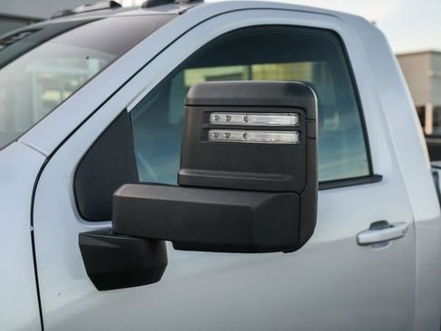 Used 2022 Chevrolet Silverado 2500 LT w/ Convenience Package image 19