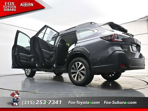 Used 2024 Subaru Outback AWD/4WD image 35