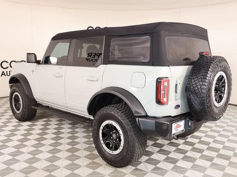 Used 2023 Ford Bronco Outer Banks w/ Sasquatch Package AWD/4WD image 23