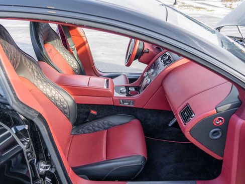 Used 2016 Aston Martin Rapide S image 24