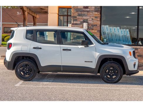 Used 2020 Jeep Renegade Sport image 2