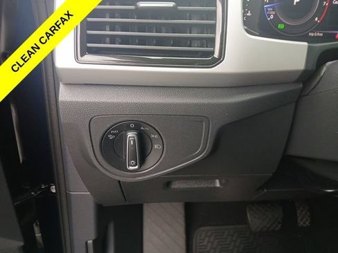 Used 2022 Volkswagen Atlas Cross Sport SE AWD/4WD image 34
