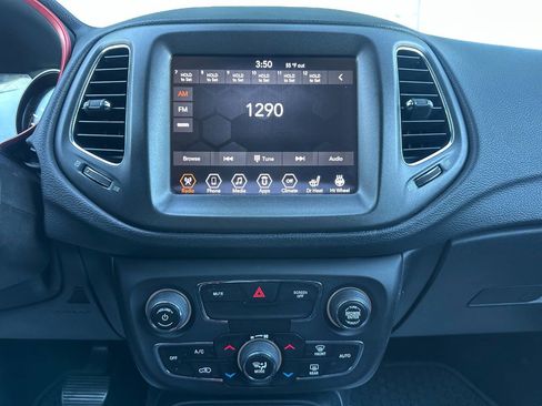 Used 2019 Jeep Compass Trailhawk w/ Leather Interior Group image 29