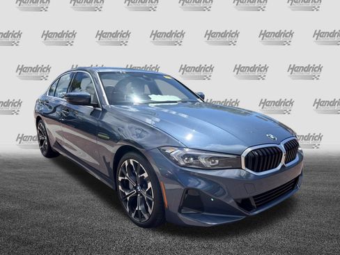 Certified 2025 BMW 330i Sedan RWD image 2