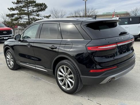 Used 2022 Lincoln Corsair AWD w/ Premium Package image 4