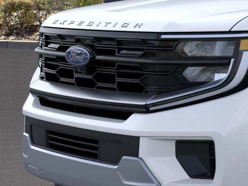 New 2026 Ford Expedition Platinum w/ Driver's Package image 17