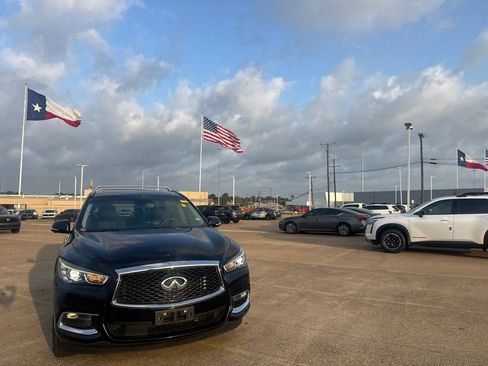 Used 2017 INFINITI QX60 FWD w/ Premium Plus Package image 4