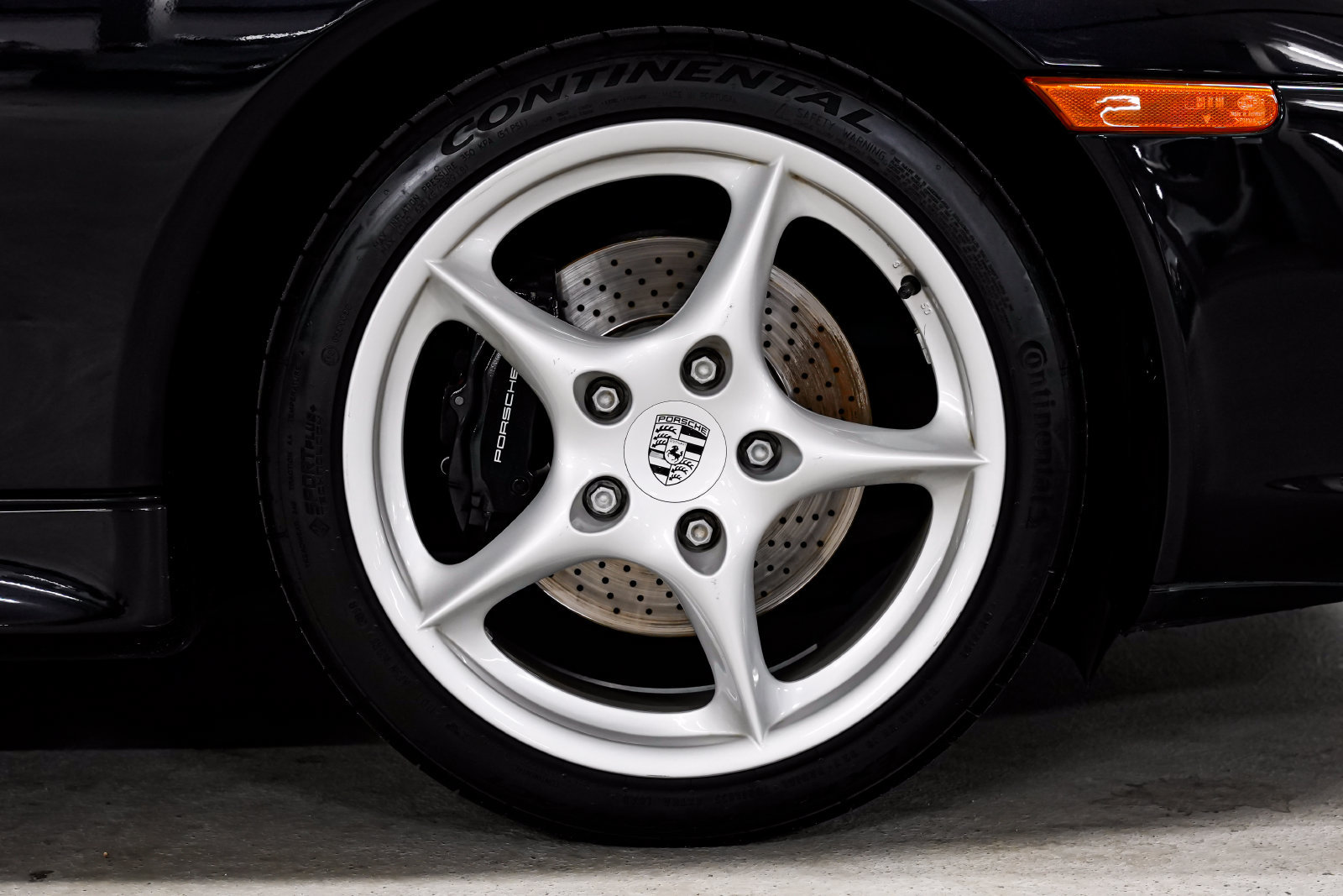 Used 2003 Porsche 911 Carrera RWD image 46