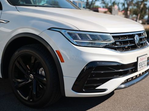 Used 2023 Volkswagen Tiguan SE R-Line image 7