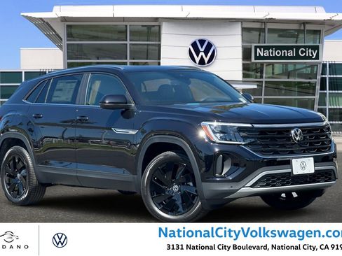 New 2026 Volkswagen Atlas Cross Sport SE FWD image 1