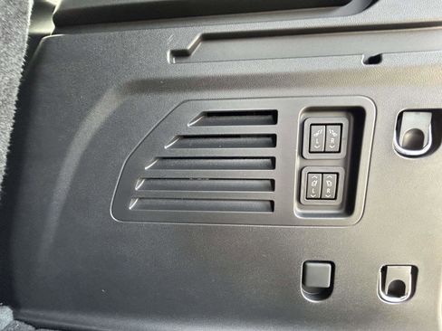 New 2026 Chevrolet Traverse RS w/ LPO, Floor Liner Package image 17