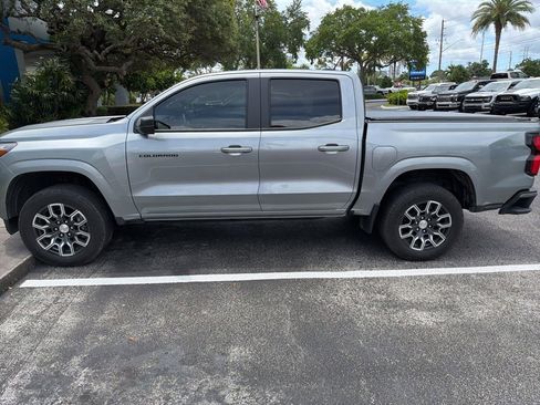 Used 2024 Chevrolet Colorado LT w/ LT Convenience Package III RWD image 3