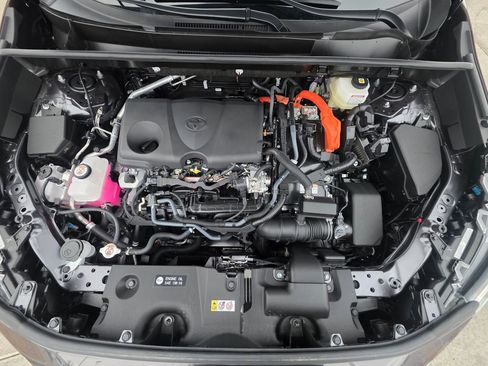 Used 2025 Toyota RAV4 XLE image 29