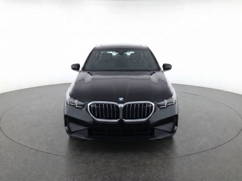 Used 2025 BMW 530i RWD image 5