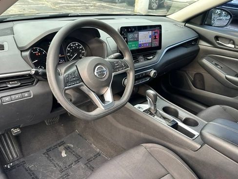 Used 2022 Nissan Altima 2.5 S FWD image 31