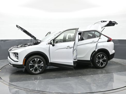 Used 2022 Mitsubishi Eclipse Cross SEL AWD/4WD image 47