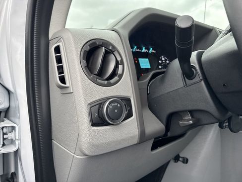 New 2026 Ford E-350 and Econoline 350 Super Duty w/ Power Equipment Group image 37