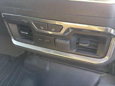 Used 2019 Chevrolet Silverado 1500 LTZ w/ LTZ Texas Edition image 21