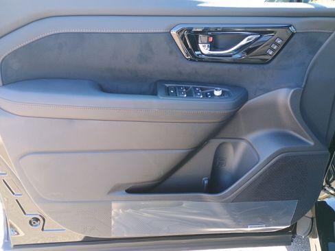 New 2026 Subaru Forester Touring image 8